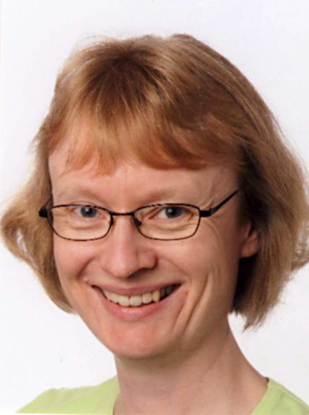 Dr. Alexandra Schrattenholzer